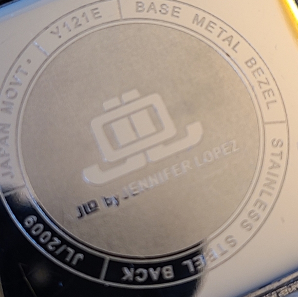 JLO WATCH - Picture 5 of 5